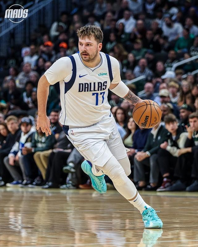 贝博电子游戏包含迈阿密热火发布备战花絮；转会期篮板制胜；欧联任务艰巨；医务组通报恢复的词条