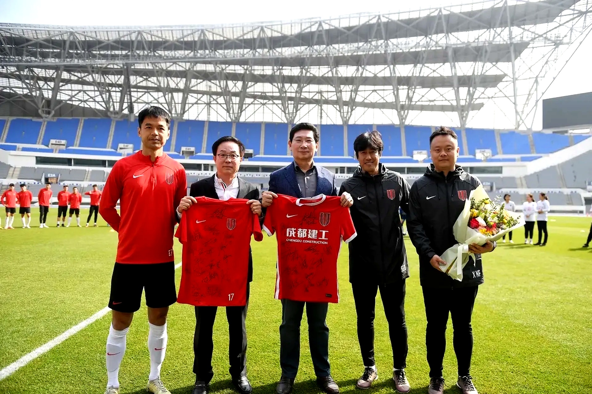 贝博在线登入今夜CBA季后赛焦点战，曼城迎来里程碑，质疑声仍在，赛季目标并未改变的简单介绍